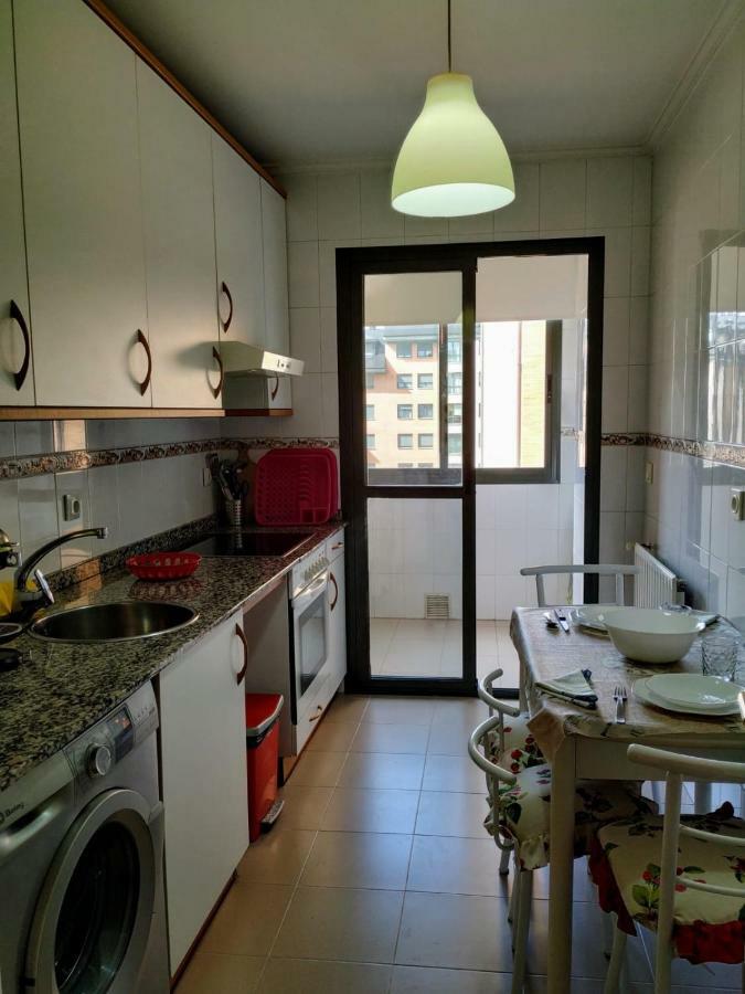 Apartamento En Oviedo,Wifi エクステリア 写真